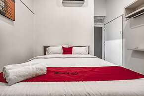 Formerly Reddoorz Near Binus Anggrek 2