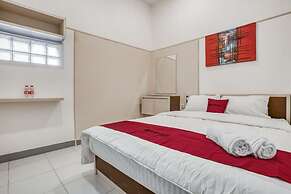 Formerly Reddoorz Near Binus Anggrek 2