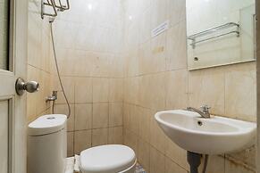 RedDoorz near Tomang 2