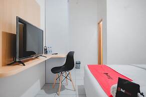 Formerly Reddoorz Plus @ Otista Raya Ciputat