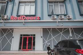 Formerly Reddoorz Plus @ Otista Raya Ciputat