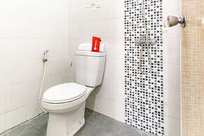 KoolKost Syariah near Universitas Muhammadiyah Surakarta - Caters to W