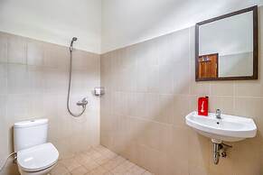 RedDoorz near Universitas Gajah Mada