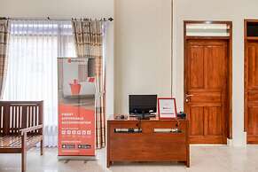 RedDoorz near Universitas Gajah Mada