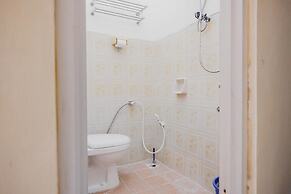 RedDoorz Syariah near Stadion Maulana Yusuf