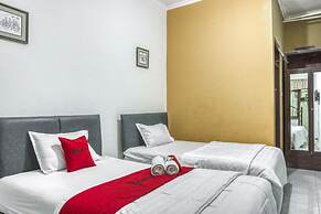 RedDoorz Syariah @ Raya Tajem Maguwo