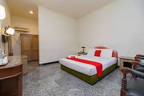 RedDoorz near Transmart Pangkal Pinang