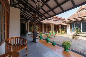 RedDoorz near Transmart Pangkal Pinang