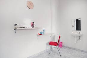 RedDoorz @ Jalan Narada Lampung