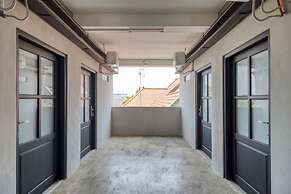 RedDoorz Syariah near Galeria Mall Yogyakarta