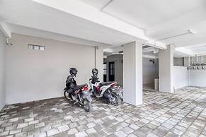 RedDoorz Syariah near Galeria Mall Yogyakarta