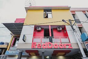 RedDoorz @ Jalan STM Medan