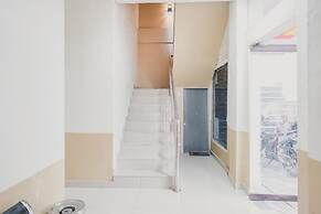 RedDoorz @ Jalan STM Medan