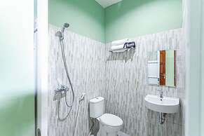 RedDoorz near Puro Mangkunegaran