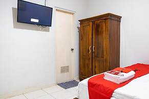 RedDoorz Syariah near Grand Kota Bintang
