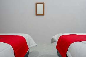 RedDoorz near Pasar Baru Mamuju