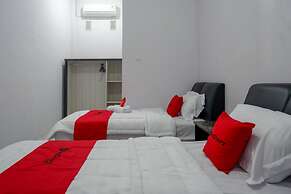 RedDoorz near Pasar Baru Mamuju