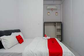 RedDoorz near Pasar Baru Mamuju