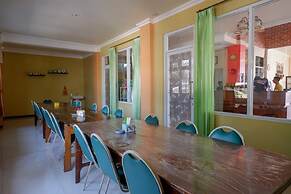 RedDoorz Plus Syariah @ Hotel Boulevard Luwuk