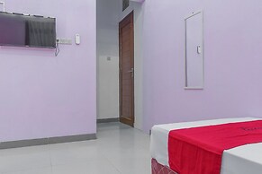 RedDoorz Syariah @ Puri Kalijaga Street