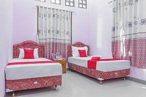 RedDoorz Syariah @ Puri Kalijaga Street