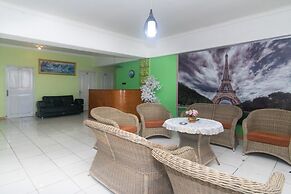 RedDoorz @ Frans Seda Kupang