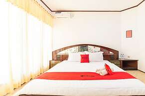 RedDoorz Syariah near Balai Kota Batu