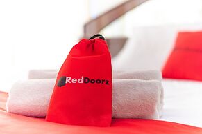 RedDoorz Syariah near Balai Kota Batu