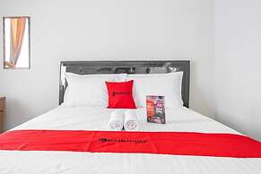RedDoorz near Siloam Karawaci 3