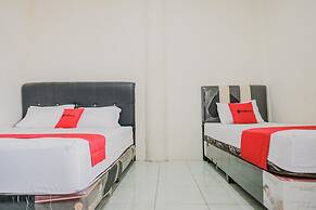 RedDoorz Syariah near Suzuya Mall Banda Aceh