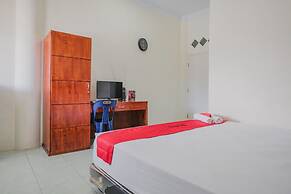 RedDoorz Syariah near Suzuya Mall Banda Aceh