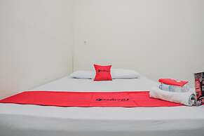 RedDoorz Syariah near Suzuya Mall Banda Aceh