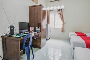 RedDoorz Syariah near Suzuya Mall Banda Aceh