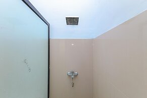 Sans Hotel Borobudur Banyuwangi