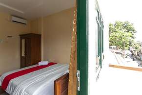 RedDoorz Syariah near Titik Nol Yogyakarta