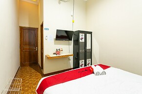 RedDoorz Syariah @ Sakinah Guesthouse