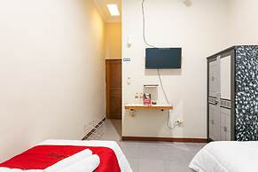 RedDoorz Syariah @ Sakinah Guesthouse