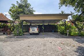 RedDoorz Hostel near Adisucipto Airport Yogyakarta