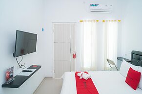 RedDoorz Syariah @ Winong Nganjuk