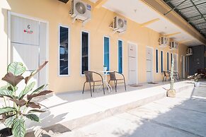 RedDoorz Syariah @ Winong Nganjuk