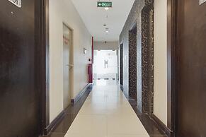 RedDoorz Apartment near Grand City Mall