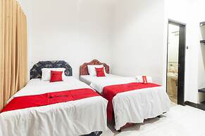RedDoorz near Bahu Mall Manado