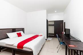 RedDoorz near Bahu Mall Manado