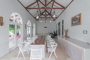 RedDoorz Resort Syariah @ Idelansia Homestay Ciater