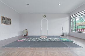 RedDoorz Resort Syariah @ Idelansia Homestay Ciater