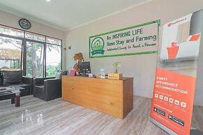 RedDoorz Resort Syariah @ Idelansia Homestay Ciater