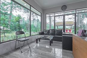 RedDoorz Resort Syariah @ Idelansia Homestay Ciater