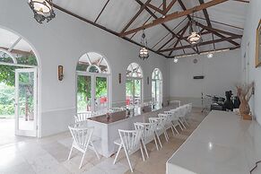 RedDoorz Resort Syariah @ Idelansia Homestay Ciater