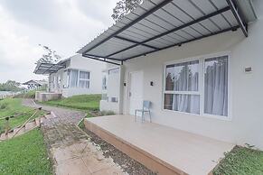 RedDoorz Resort Syariah @ Idelansia Homestay Ciater