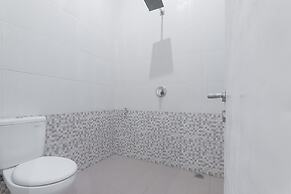 RedDoorz Resort Syariah @ Idelansia Homestay Ciater